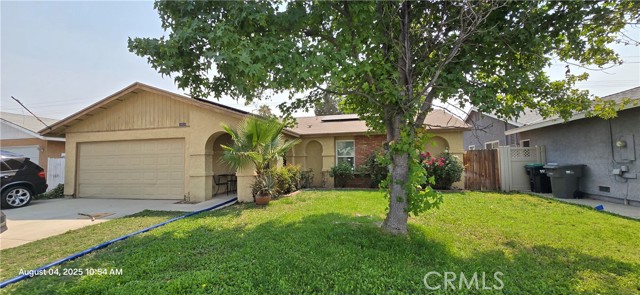 Detail Gallery Image 2 of 12 For 14830 Cliffrose Ct, Moreno Valley,  CA 92553 - 2 Beds | 2 Baths