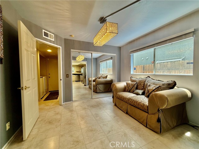 9213 Independence Way, North Hills CA: https://media.crmls.org/medias/a2c9f85f-33d8-466e-982a-031e2bef6546.jpg