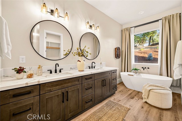 Detail Gallery Image 27 of 58 For 5772 Acorn Ridge Drive, Paradise,  CA 95969 - 4 Beds | 3 Baths