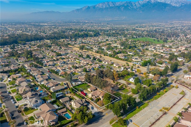 Detail Gallery Image 12 of 12 For 7168 Etiwanda, Rancho Cucamonga,  CA 91739 - 4 Beds | 4 Baths