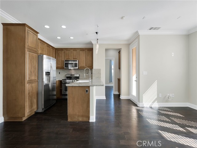 Detail Gallery Image 13 of 39 For 11231 Paseo Sonesta, Porter Ranch,  CA 91326 - 2 Beds | 2 Baths