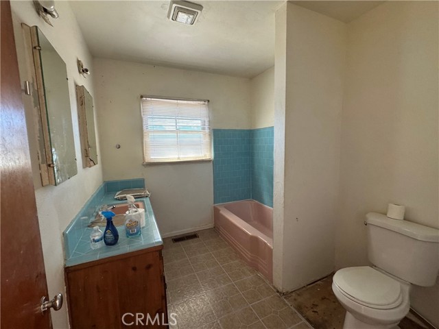 Detail Gallery Image 15 of 32 For 2209 E Colton, Mentone,  CA 92359 - 3 Beds | 2 Baths