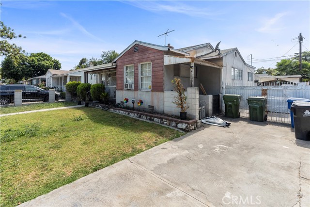 Image 3 for 10443 E Zamora Ave, Los Angeles, CA 90002