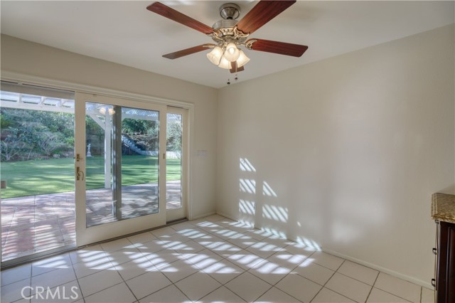 Detail Gallery Image 11 of 29 For 19946 Turnberry, Tarzana,  CA 91356 - 4 Beds | 2/1 Baths