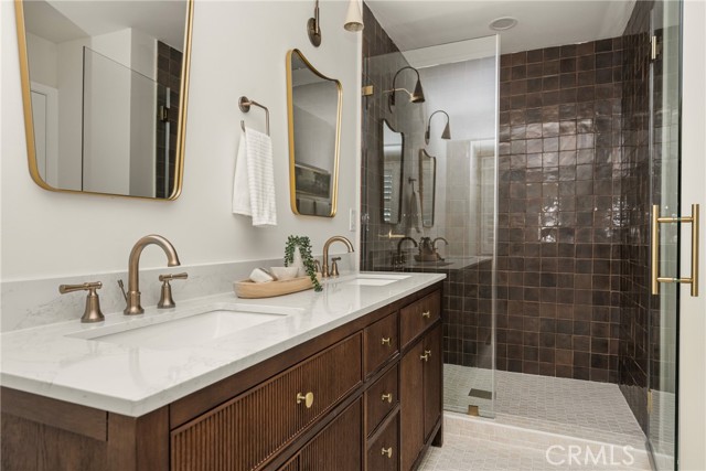 Detail Gallery Image 28 of 35 For 3803 Monteith Dr, View Park,  CA 90043 - 5 Beds | 4 Baths