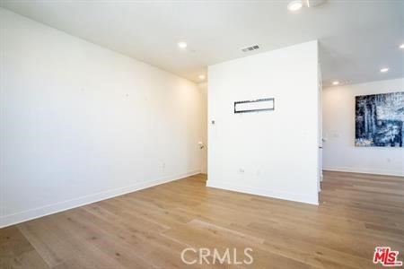 Detail Gallery Image 10 of 48 For 18339 Iris Ln, Yorba Linda,  CA 92886 - 2 Beds | 2/1 Baths