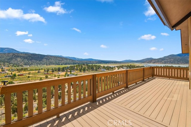 Detail Gallery Image 17 of 62 For 1223 Ore Ln, Big Bear City,  CA 92314 - 5 Beds | 4/1 Baths