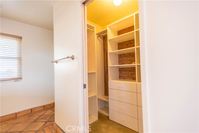 Detail Gallery Image 20 of 35 For 5974 Maury Ave, Woodland Hills,  CA 91367 - 3 Beds | 2 Baths