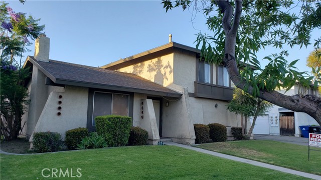 1725 Fairfield Court, Ontario CA: https://media.crmls.org/medias/a2cfa578-2c62-4fd4-b555-6a112c5ebae5.jpg