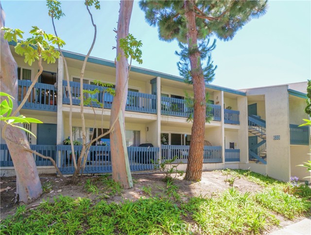 633 Prospect Avenue, Redondo Beach, California 90277, 2 Bedrooms Bedrooms, ,2 BathroomsBathrooms,Residential,Sold,Prospect,SB22126675