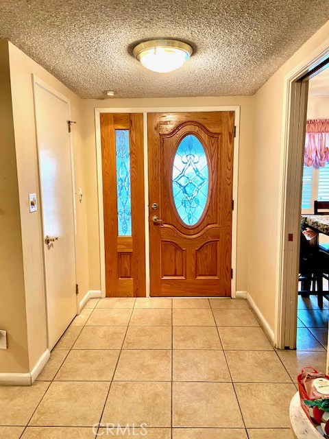 Detail Gallery Image 7 of 52 For 17134 Manzanita, Fontana,  CA 92335 - 3 Beds | 2 Baths