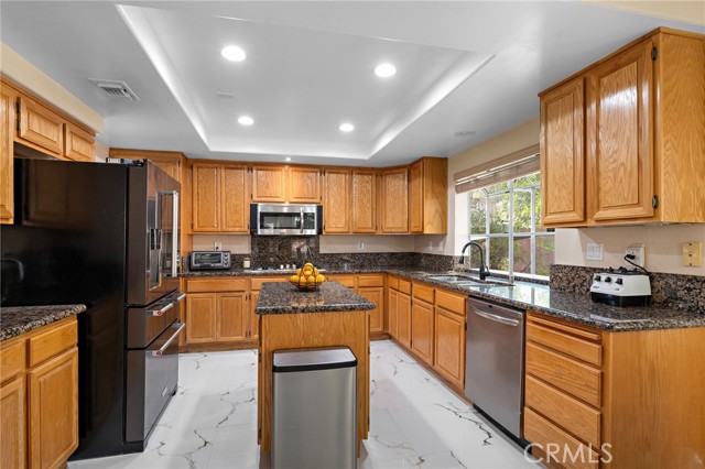 Detail Gallery Image 14 of 47 For 3617 Valley Ct, San Bernardino,  CA 92407 - 3 Beds | 2/1 Baths