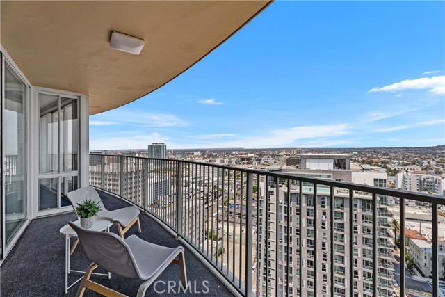 Detail Gallery Image 33 of 46 For 700 E Ocean #2703,  Long Beach,  CA 90802 - 1 Beds | 2 Baths