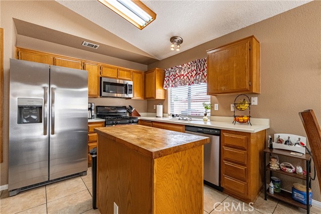 Detail Gallery Image 16 of 28 For 510 Monika Ct, Beaumont,  CA 92223 - 2 Beds | 1 Baths