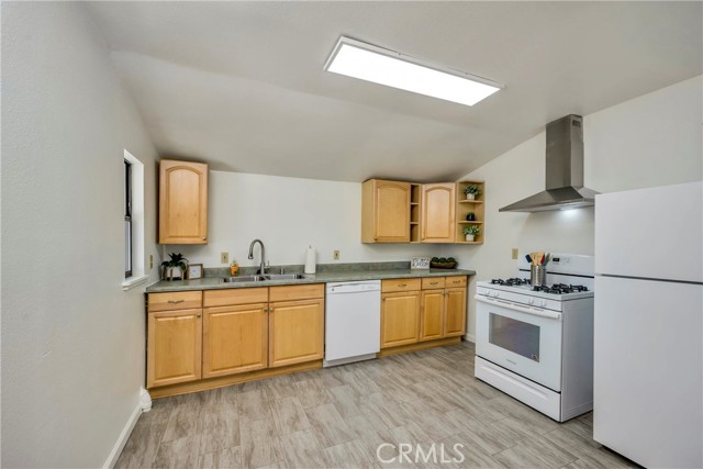 Detail Gallery Image 7 of 20 For 12940 1st, Clearlake Oaks,  CA 95423 - 2 Beds | 2 Baths