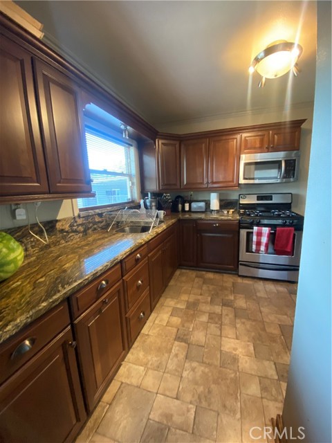Detail Gallery Image 30 of 54 For 6981 Osbun Rd, San Bernardino,  CA 92404 - 5 Beds | 2 Baths