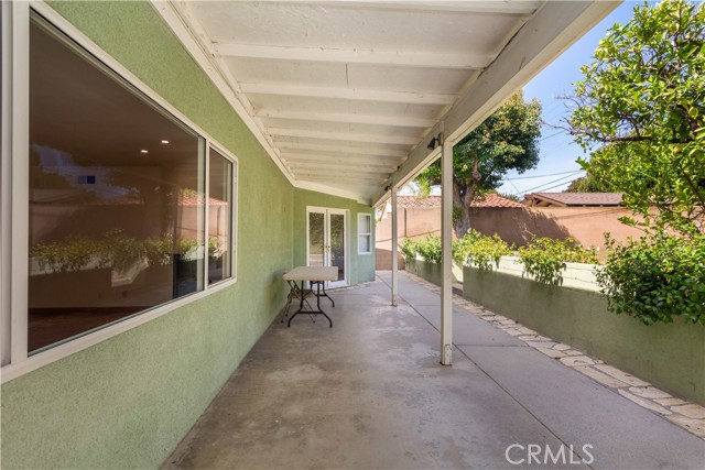 Detail Gallery Image 30 of 33 For 1549 Thompson Ave, Glendale,  CA 91201 - 4 Beds | 2 Baths