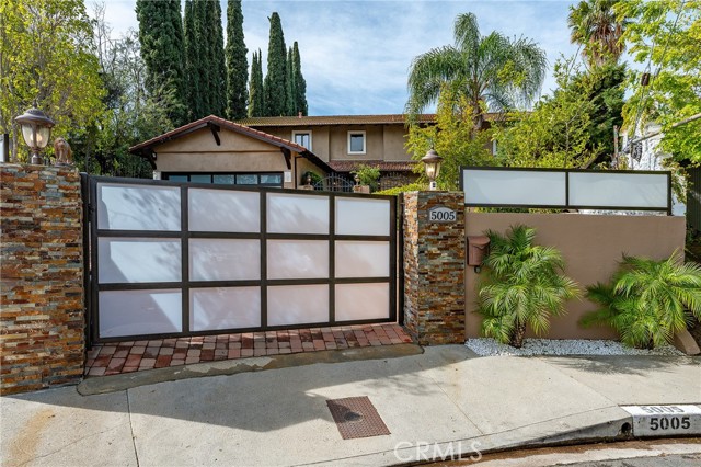 5005 Delita Place, Woodland Hills CA: https://media.crmls.org/medias/a2d3cbe5-5195-4e8e-a18b-9f5140b54a34.jpg