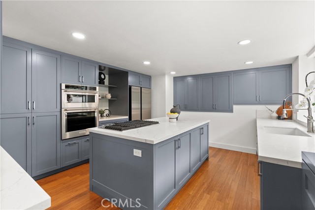 645 Griffith Way, Laguna Beach CA: https://media.crmls.org/medias/a2d55120-45ec-4f04-b437-994515349067.jpg