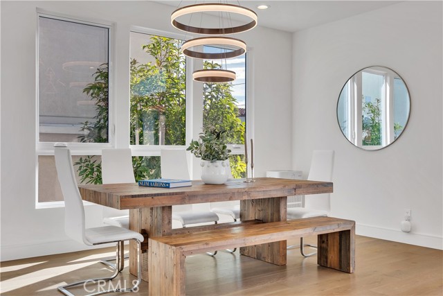 Detail Gallery Image 8 of 73 For 719 1st Pl, Hermosa Beach,  CA 90254 - 4 Beds | 4 Baths