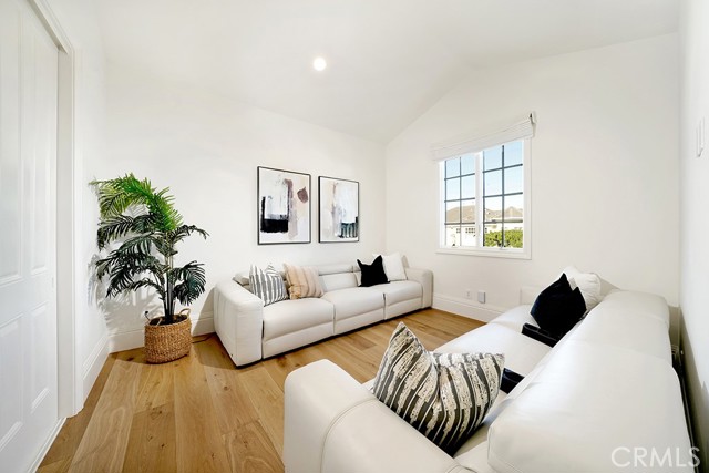 Detail Gallery Image 38 of 62 For 17 Crooked Stick Dr, Newport Beach,  CA 92660 - 5 Beds | 5/1 Baths