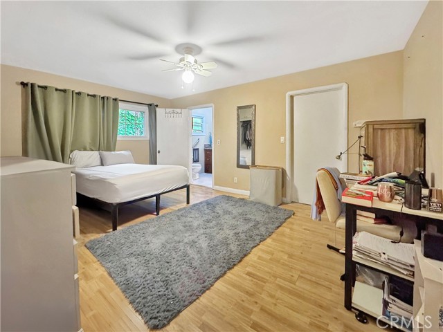 7736 Sugar Drive, Huntington Beach CA: https://media.crmls.org/medias/a2d68ef6-a65c-4da4-839b-766420fb5bae.jpg
