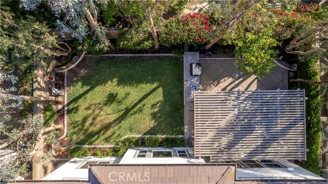 22 Modesto, Irvine CA: https://media.crmls.org/medias/a2d69acc-ea08-4613-b0e0-a55c435bbc43.jpg
