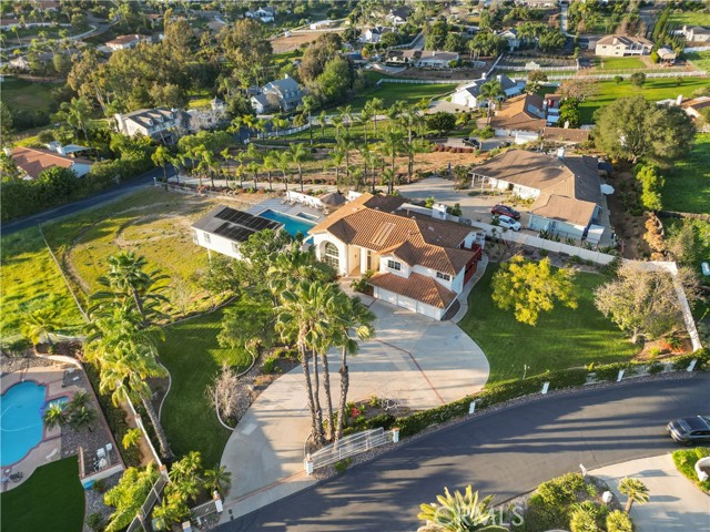 Detail Gallery Image 4 of 57 For 1902 Quiet Ranch Rd, Fallbrook,  CA 92028 - 5 Beds | 3/2 Baths
