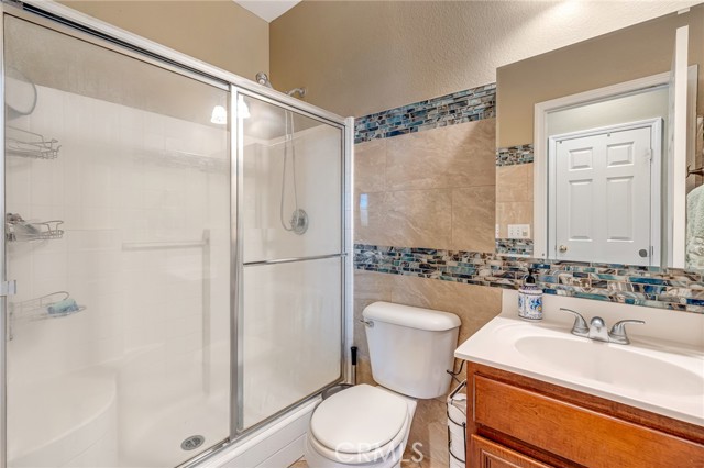 Detail Gallery Image 14 of 45 For 15356 Thistle St, Fontana,  CA 92336 - 5 Beds | 3 Baths