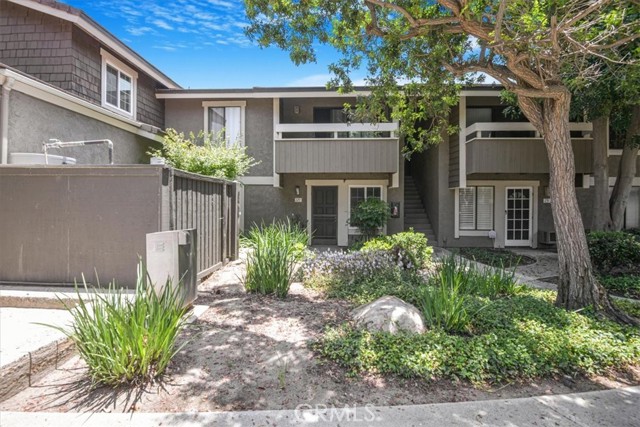 Detail Gallery Image 25 of 30 For 229 Springview, Irvine,  CA 92620 - 2 Beds | 1 Baths