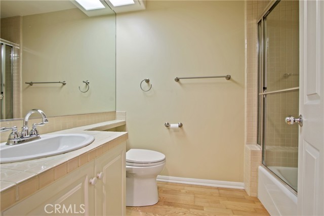 Detail Gallery Image 16 of 27 For 2600 Newport Bld #218,  Newport Beach,  CA 92663 - 2 Beds | 2 Baths