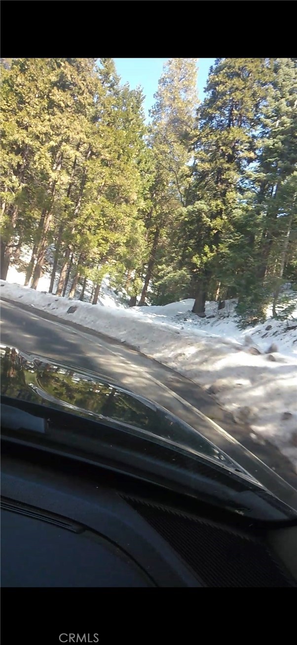 0 Saxon, Crestline CA: https://media.crmls.org/medias/a2d81837-5079-44b4-a572-e20433c94811.jpg
