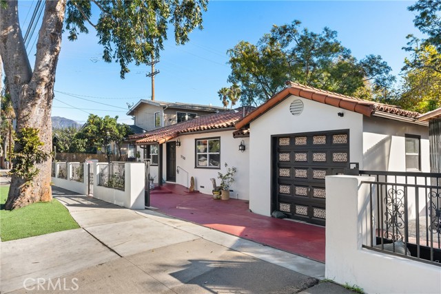 Detail Gallery Image 4 of 35 For 1130 Hutash St, Santa Barbara,  CA 93103 - 2 Beds | 1/1 Baths