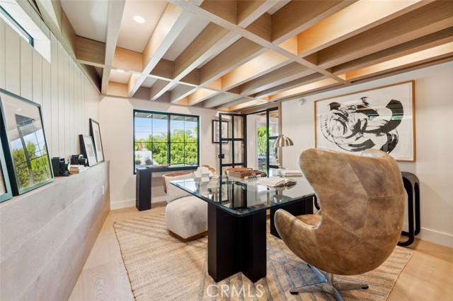 13817 Valley Vista Blvd, Sherman Oaks CA: https://media.crmls.org/medias/a2da203c-90e2-4144-abd2-75cd57799b07.jpg