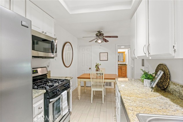 Detail Gallery Image 13 of 34 For 1111 Packers Cir Ci27,  Tustin,  CA 92780 - 1 Beds | 1 Baths