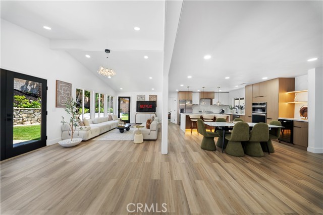 Detail Gallery Image 22 of 58 For 4816 Saint Andrews Ave, Buena Park,  CA 90621 - 5 Beds | 3 Baths