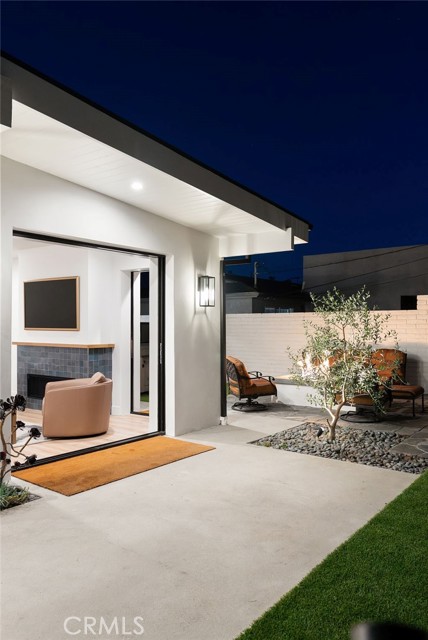 Detail Gallery Image 20 of 22 For 122 W Avenida De Los Lobos Marinos, San Clemente,  CA 92672 - 5 Beds | 4 Baths