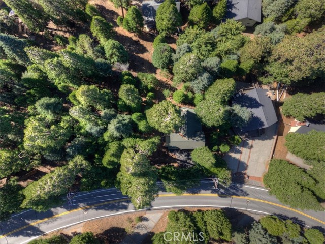 420 Cumberland, Lake Arrowhead, CA 92352