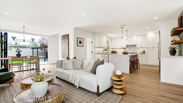 Detail Gallery Image 13 of 42 For 2735 Monogram, Long Beach,  CA 90815 - 5 Beds | 3 Baths