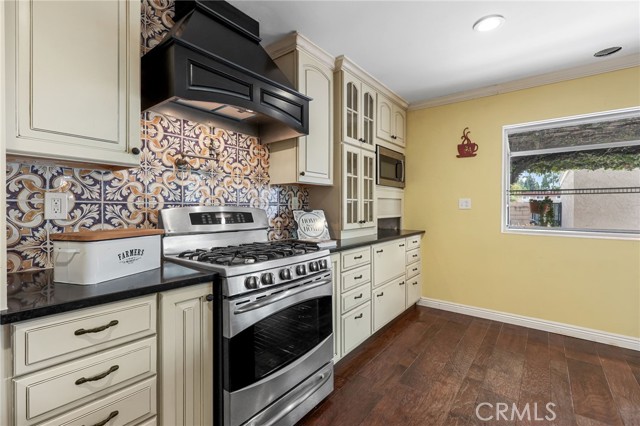 Image 19 of 42 For 6844 Southampton