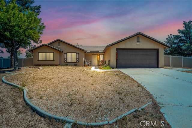 16261 Lake Shore Cove, Apple Valley, CA 92307