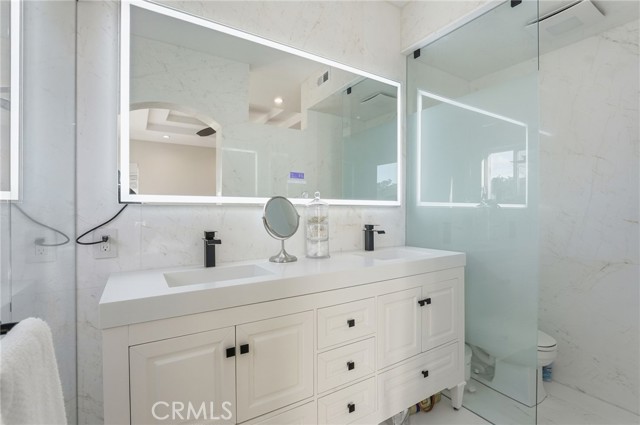 Image 10 of 30 For 7697 Hazard Center