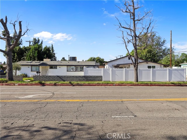 Detail Gallery Image 4 of 45 For 15801 Chatsworth, Granada Hills,  CA 91344 - – Beds | – Baths