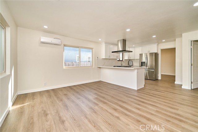 Detail Gallery Image 5 of 29 For 5641 Linden Ave, Long Beach,  CA 90805 - 3 Beds | 2 Baths