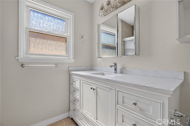 13569 Montague Street photo 12