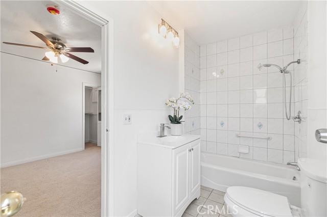 Detail Gallery Image 18 of 24 For 2027 W 70th St, Los Angeles,  CA 90047 - 3 Beds | 2 Baths
