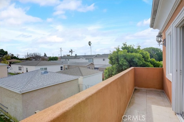 18426 Mansel Avenue, Redondo Beach, California 90278, 3 Bedrooms Bedrooms, ,3 BathroomsBathrooms,Residential,Sold,Mansel,SB23005163