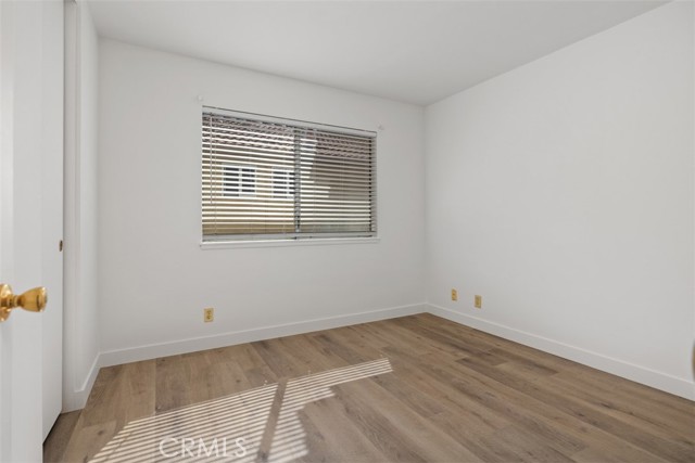 Detail Gallery Image 25 of 42 For 14802 Elm Ave, Irvine,  CA 92606 - 4 Beds | 2/1 Baths