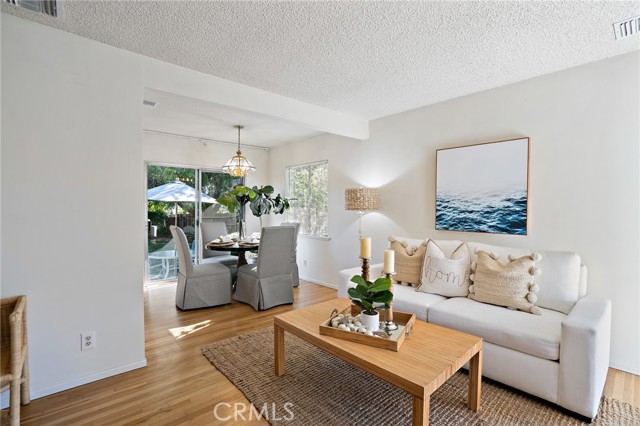 524 Cluster Ln, Redondo Beach, California 90278, 3 Bedrooms Bedrooms, ,1 BathroomBathrooms,Residential,Sold,Cluster Ln,PV22031244