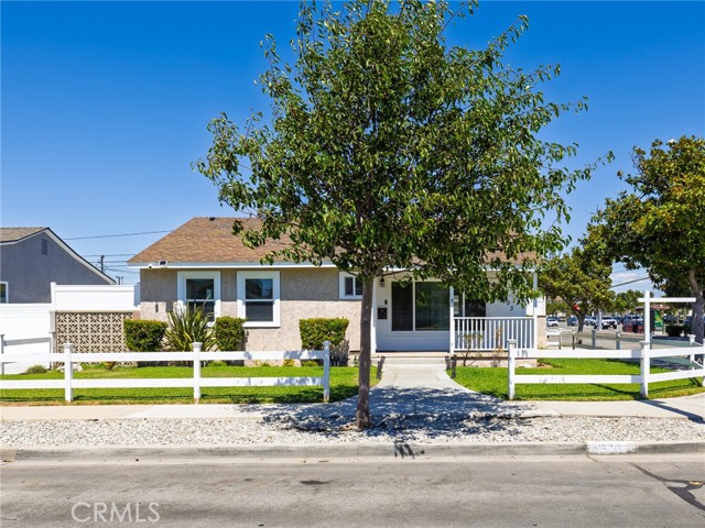 4503 Bulova Street, Torrance CA: https://media.crmls.org/medias/a2e2e889-ba15-4b3e-81f7-6b10e2548fd7.jpg